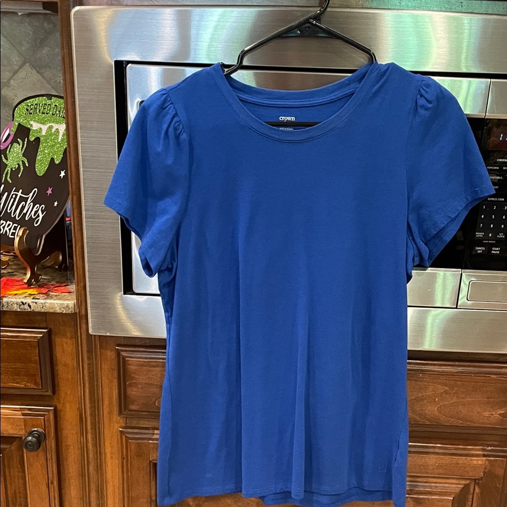 Crown & Ivy Royal Blue Short Sleeve Top